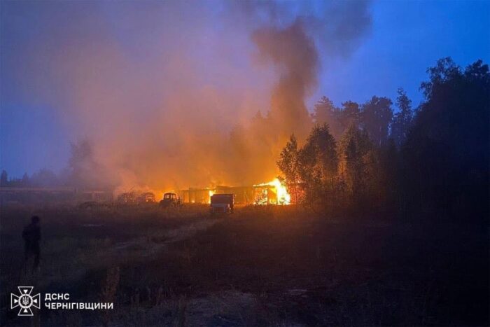 30 домівок постраждали від обстрілів