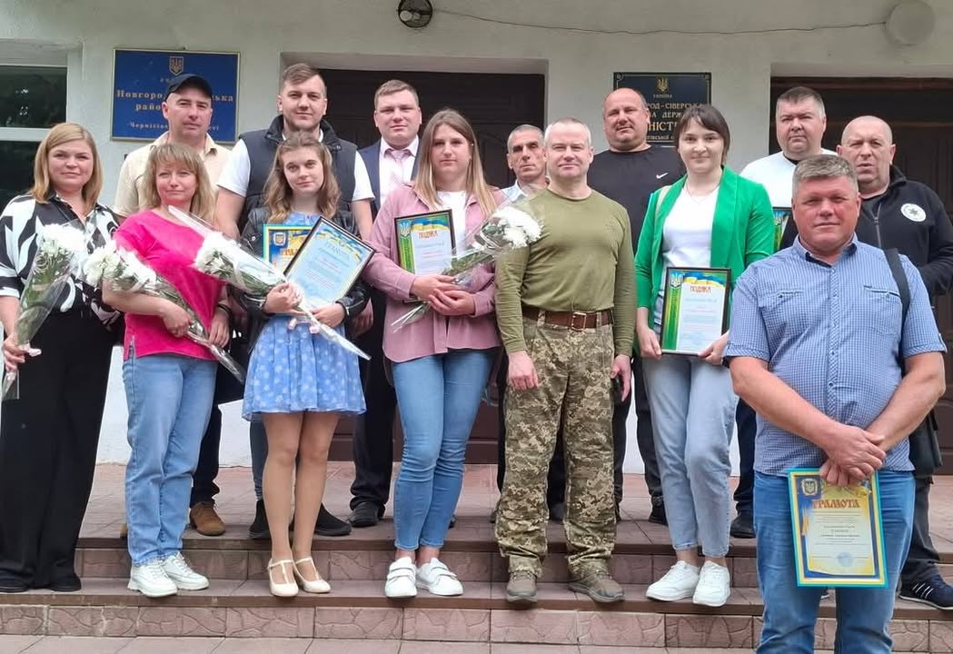 Напередодні Всесвітнього дня екстреної медичної допомоги медиків Семенівки відзначили грамотами та подяками