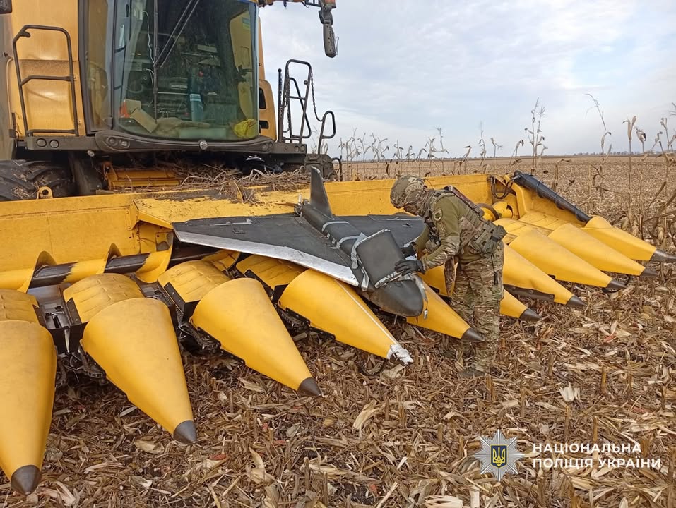 У Новгород-Сіверському районі поліція знешкодила залишки збитих ворожих БПЛА