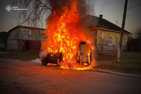 У Новгород-Сіверський район під атакою: &laquo;Ланцет&raquo;, &laquo;молнія&raquo; та FPV-дрони завдали руйнувань