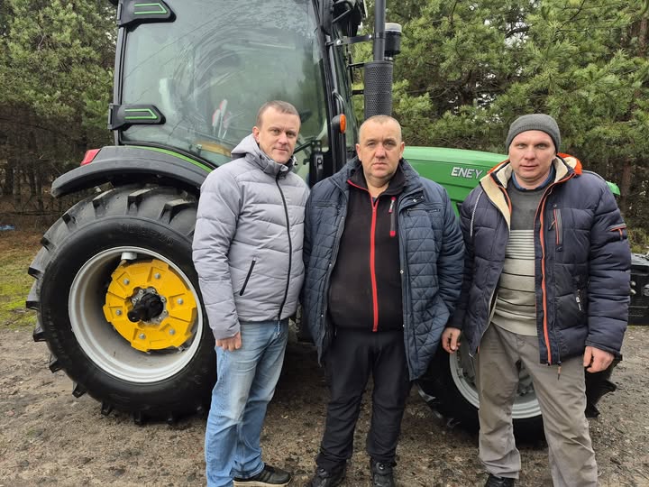 Комунальне господарство Семенівської громади поповнилося новим трактором