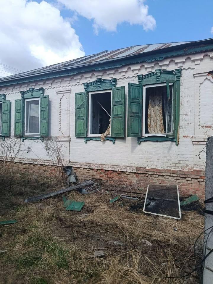 У Семенівці через удар російського БпЛА пошкоджені житлові будинки